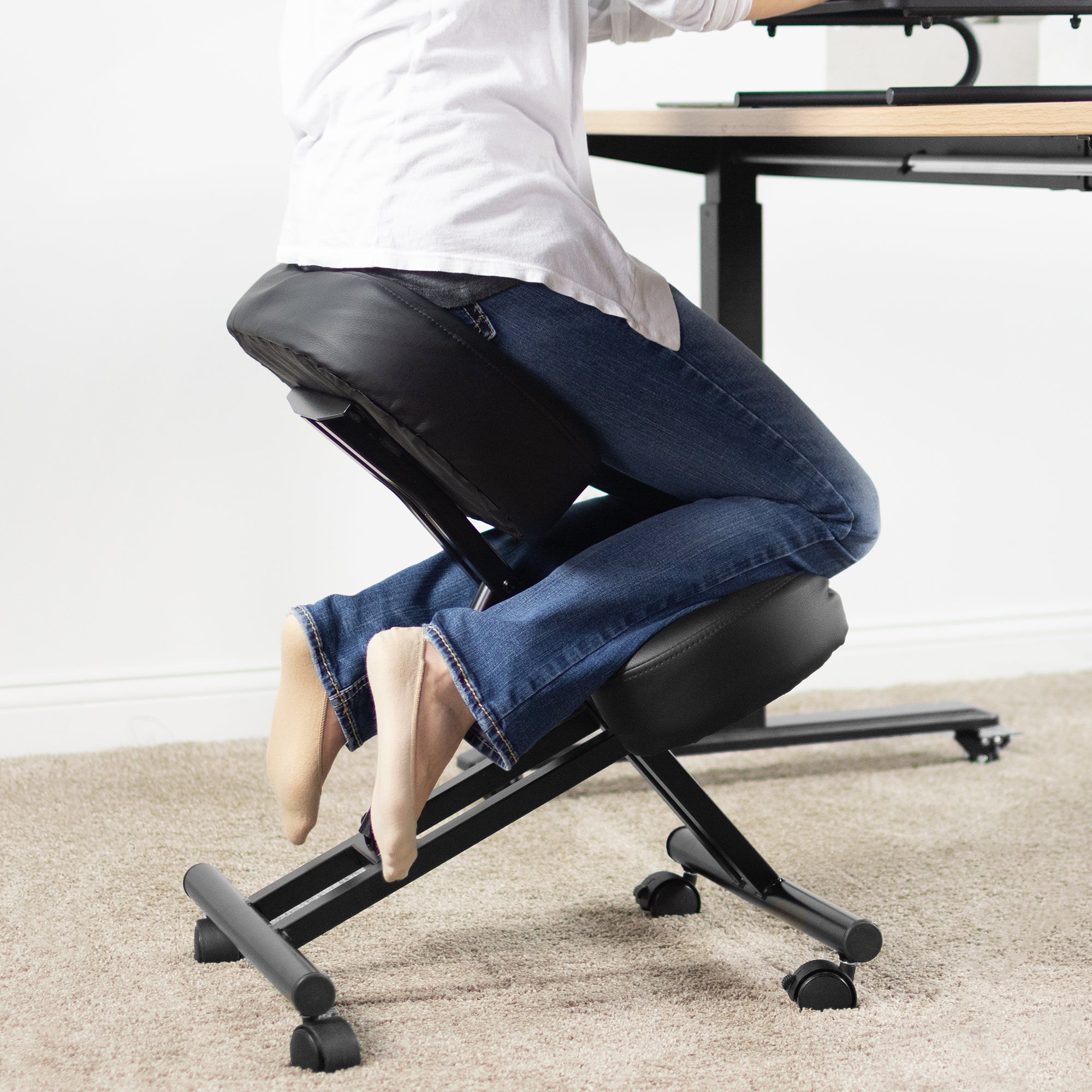 Black Adjustable Ergonomic Kneeling Chair